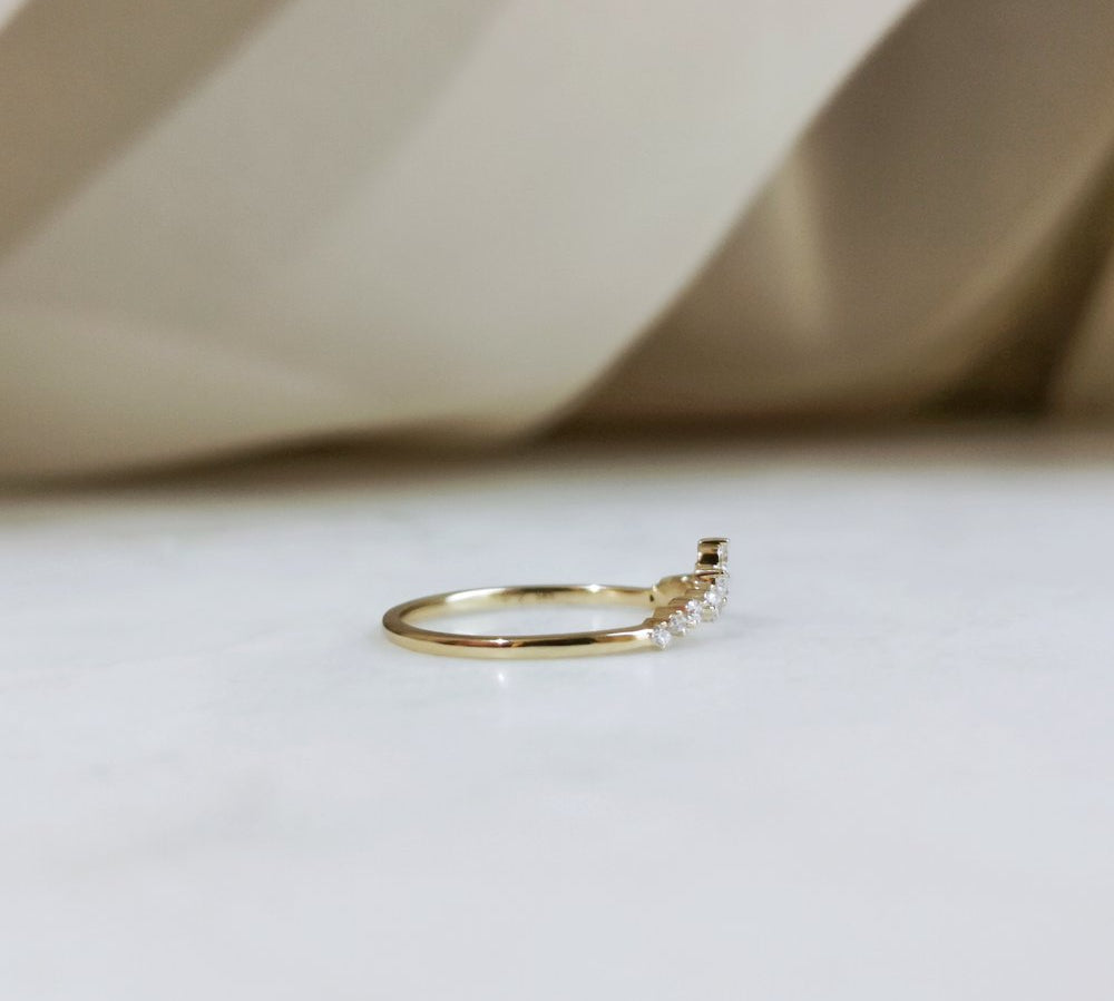 0.16 CT Round Curved Lab Grown Diamond Wedding Band