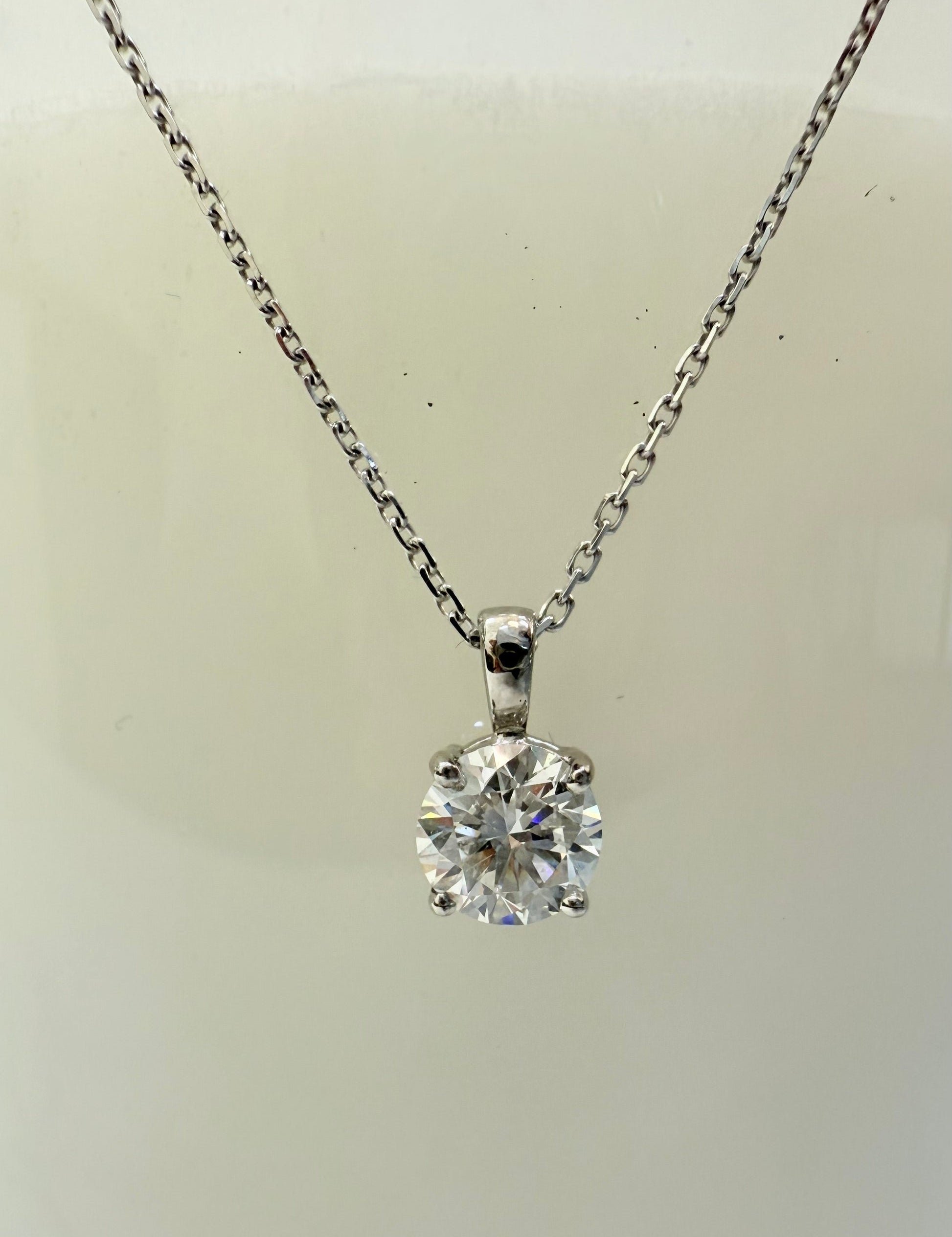 0.3 CT Round Cut Solitaire Moissanite Necklace