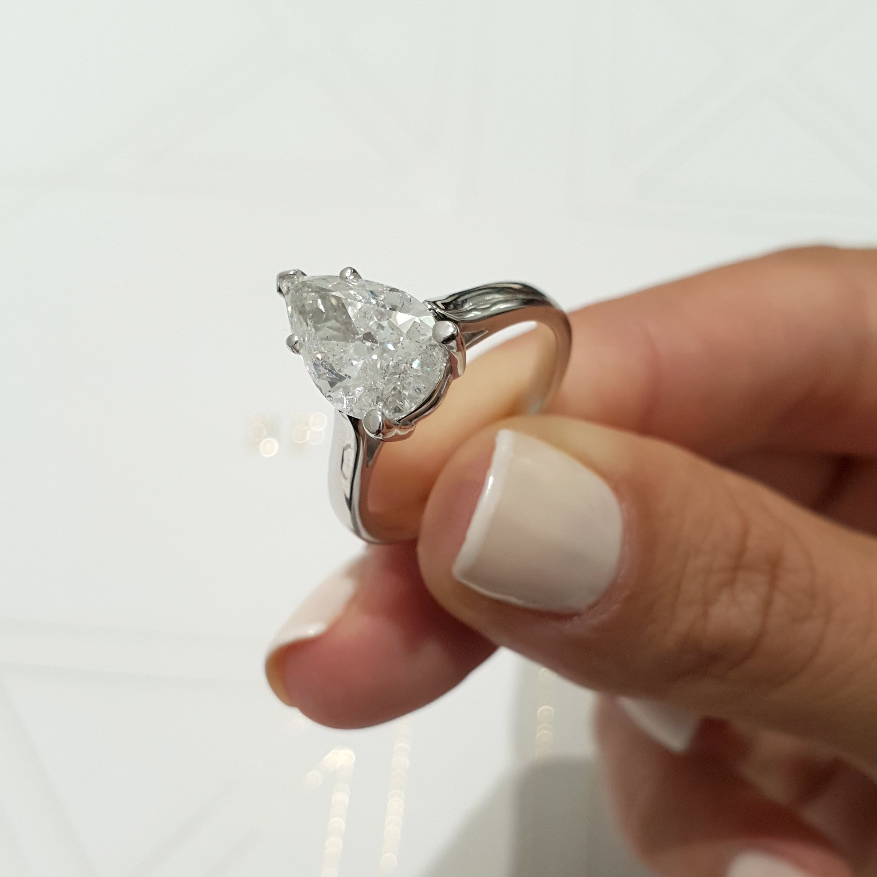 2.0 CT Round Solitaire CVD E/VS2 Diamond Engagement Ring 31