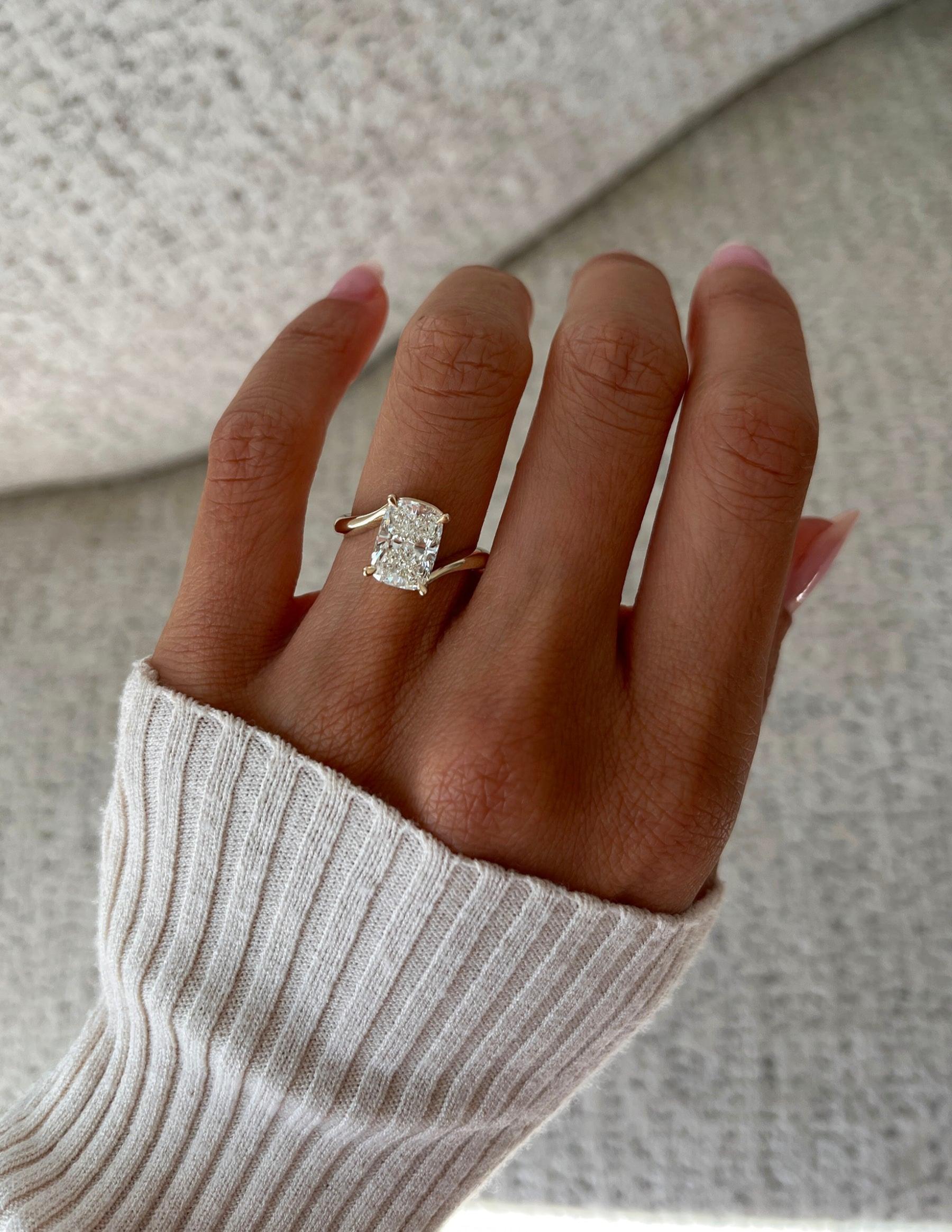 Oval Solitaire Lab Grown Diamond Engagement Ring