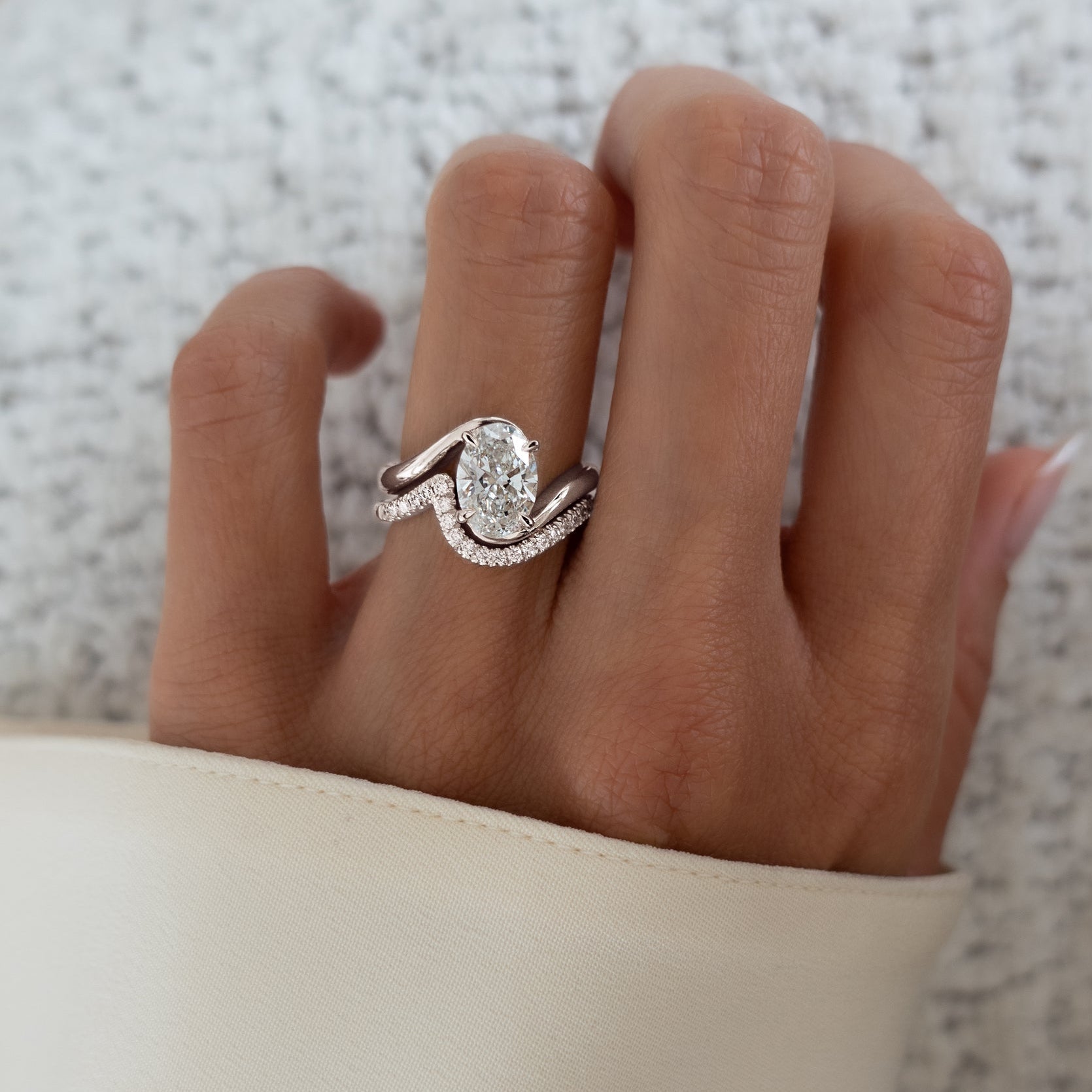 1.5 CT Oval Lab Grown Diamond Bridal Set