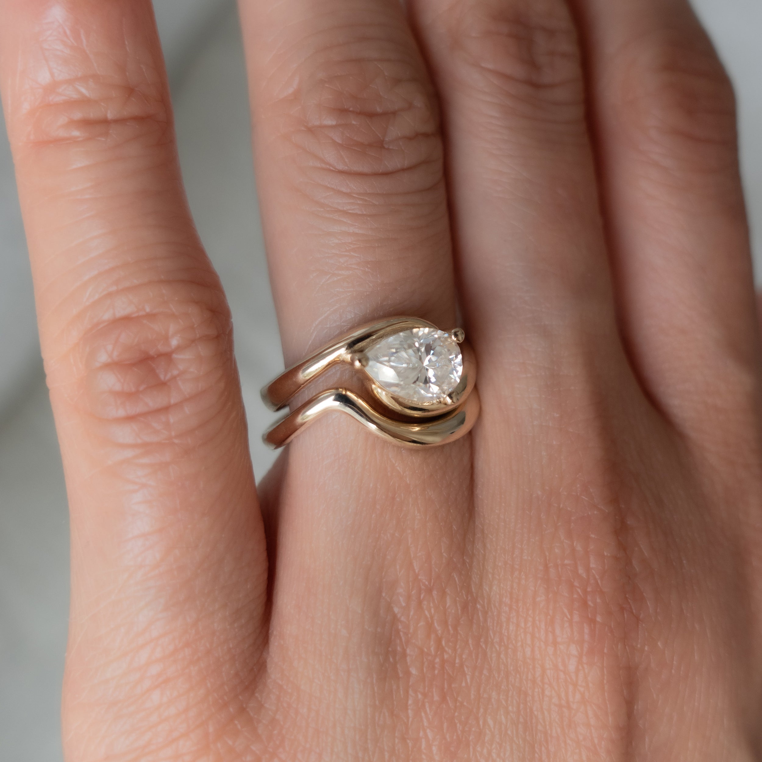 1.5 CT Pear Lab Grown Diamond Bridal Set