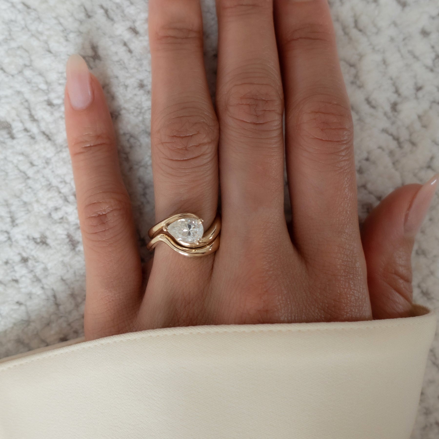1.5 CT Pear Lab Grown Diamond Bridal Set