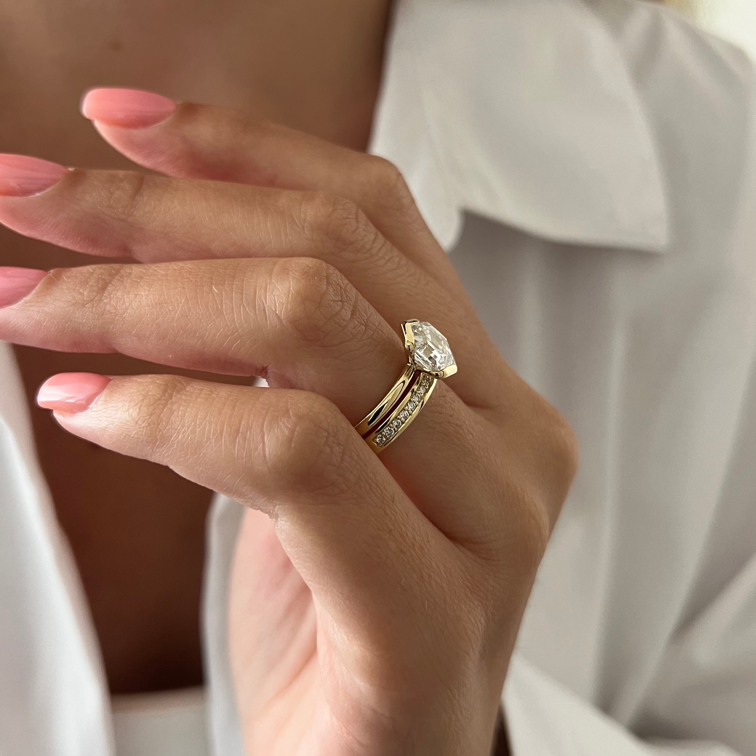[C_SIZE] [C_Shape] [Style] Lab Grown Diamond Bridal Ring Set