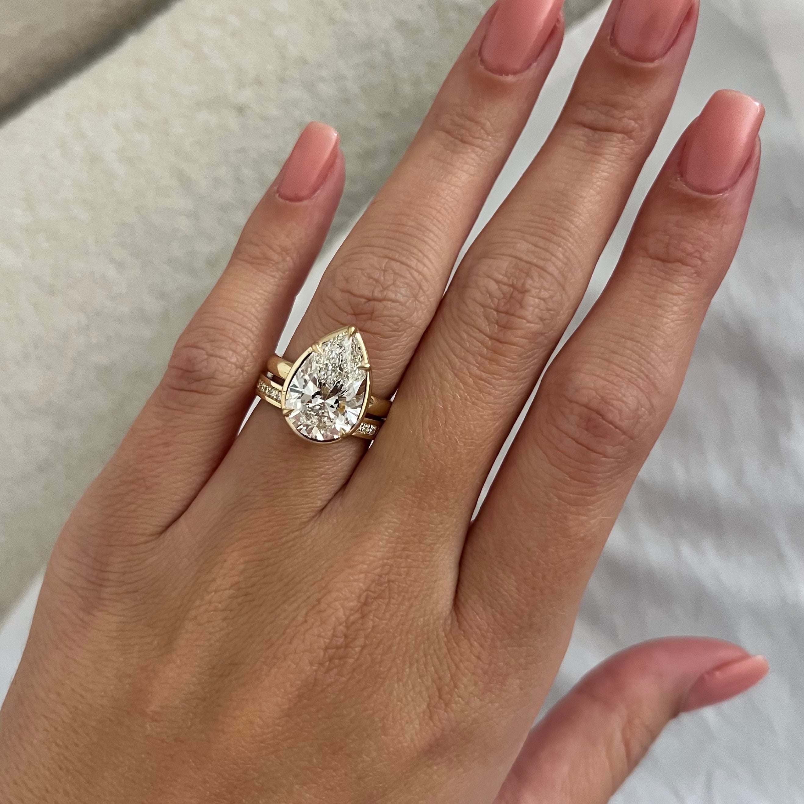 [C_SIZE] [C_Shape] [Style] Lab Grown Diamond Bridal Ring Set