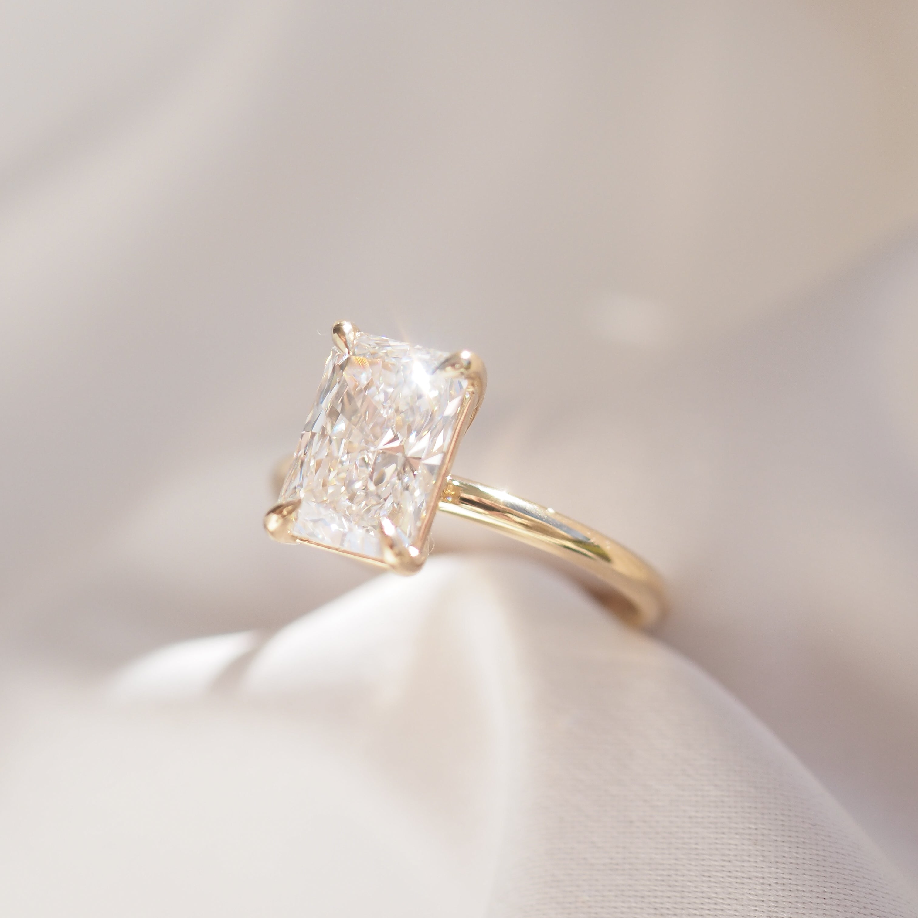 1.5 CT Radiant Solitaire Moissanite Engagement Ring
