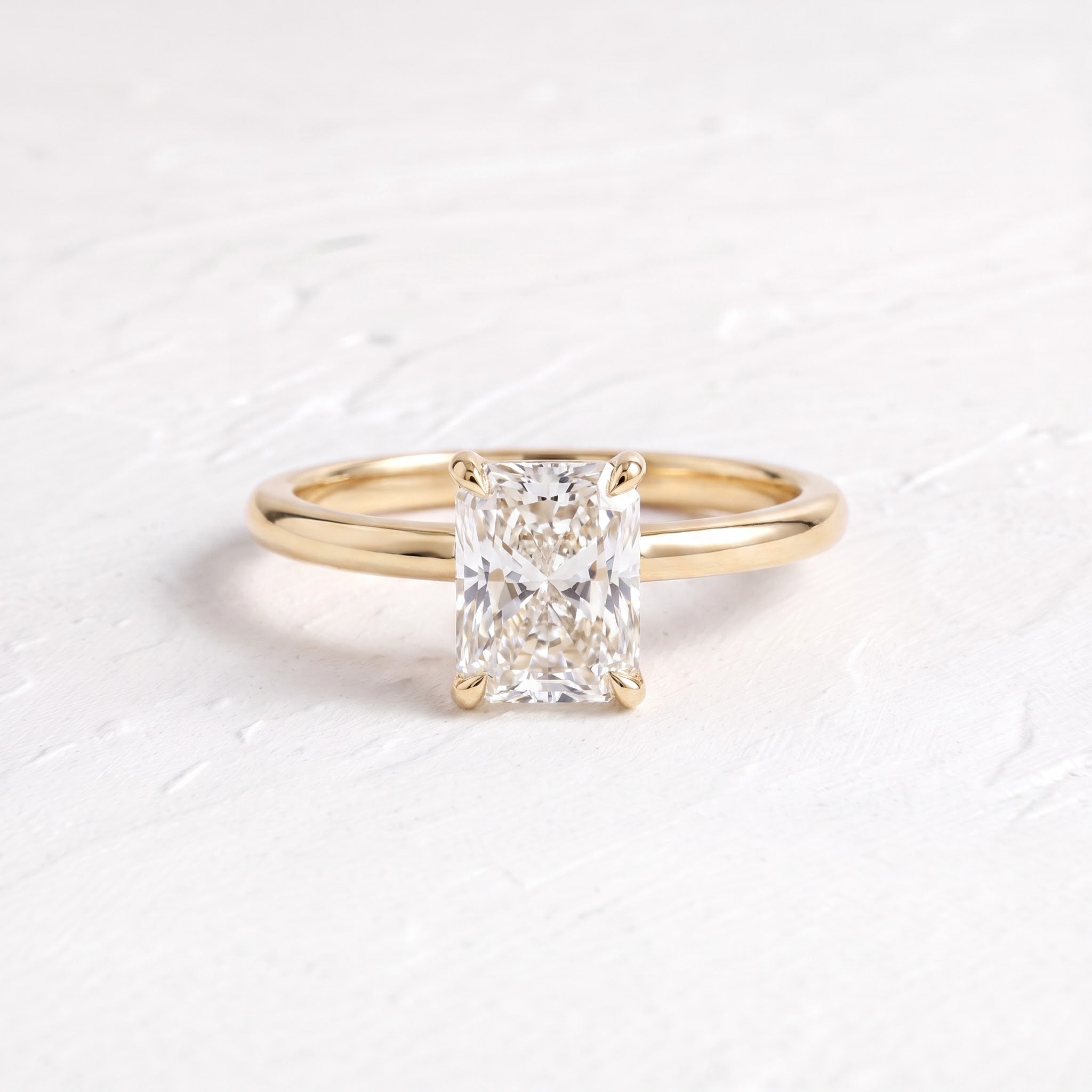 2.5 CT Solitiare Radiant Lab Grown Diamond Engagement Ring