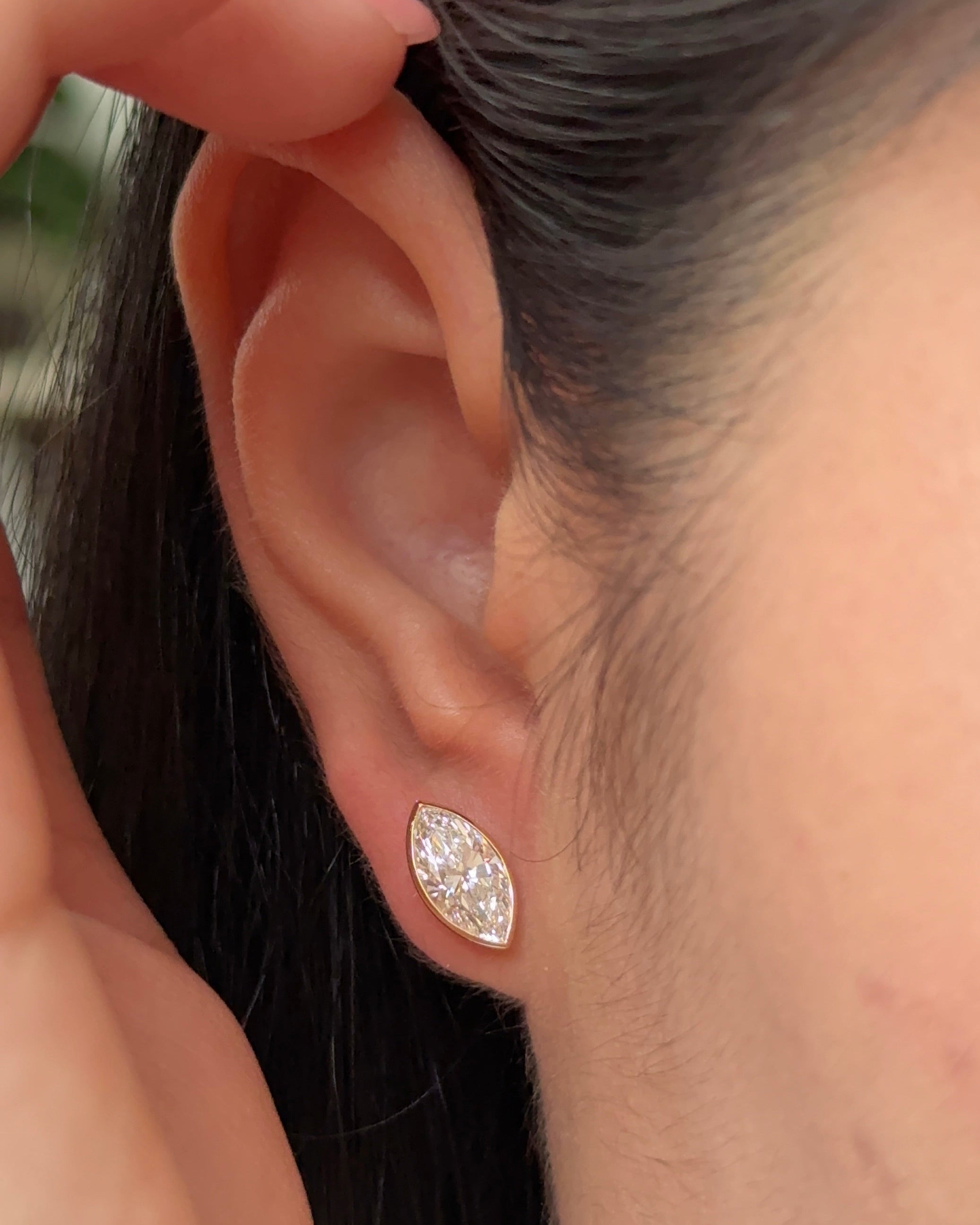 0.23 CT Round Lab Grown Diamond Stud Earrings