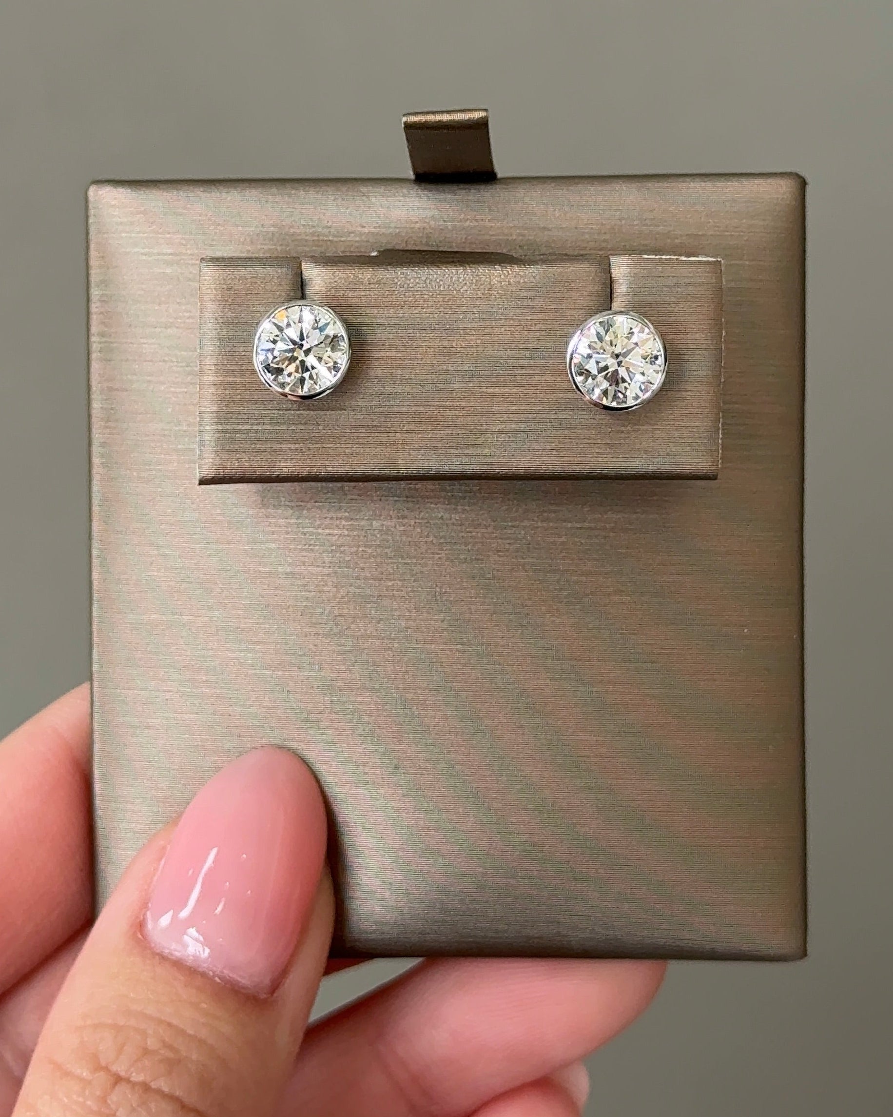 0.23 CT Round Lab Grown Diamond Stud Earrings