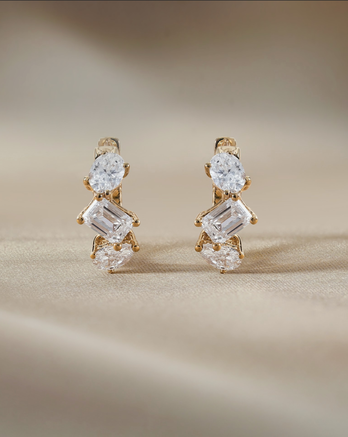 0.23 CT Round Lab Grown Diamond Stud Earrings
