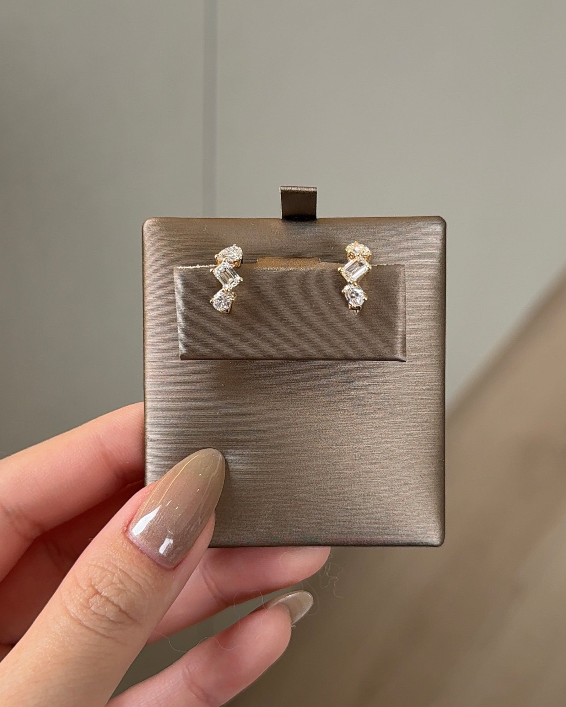 0.23 CT Round Lab Grown Diamond Stud Earrings