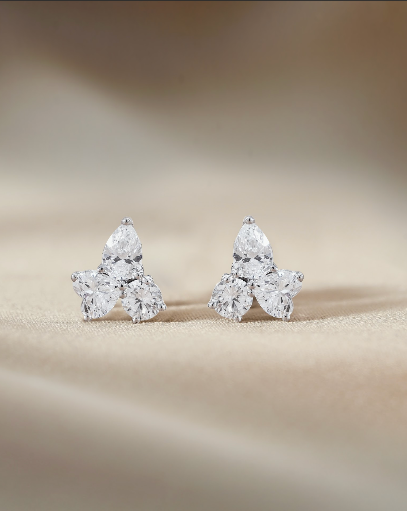 0.23 CT Round Lab Grown Diamond Stud Earrings