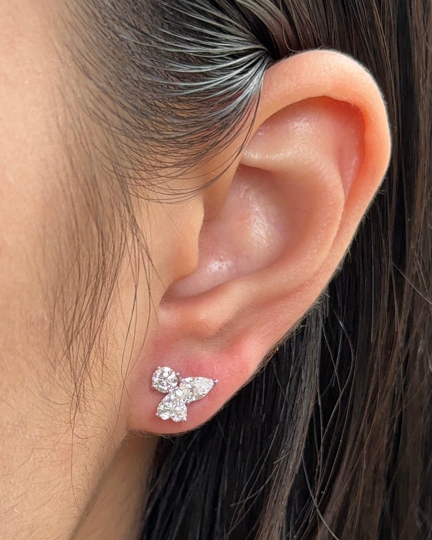 0.23 CT Round Lab Grown Diamond Stud Earrings