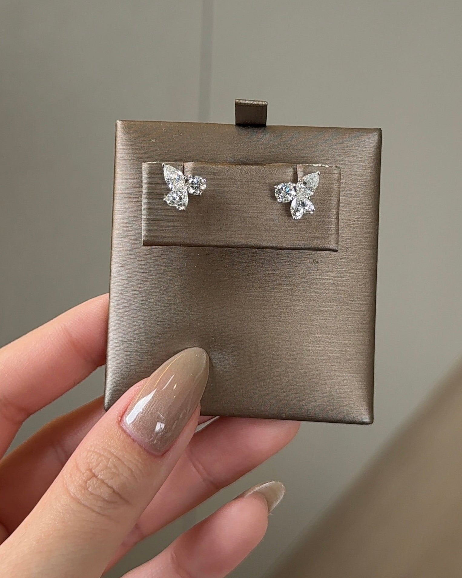0.23 CT Round Lab Grown Diamond Stud Earrings
