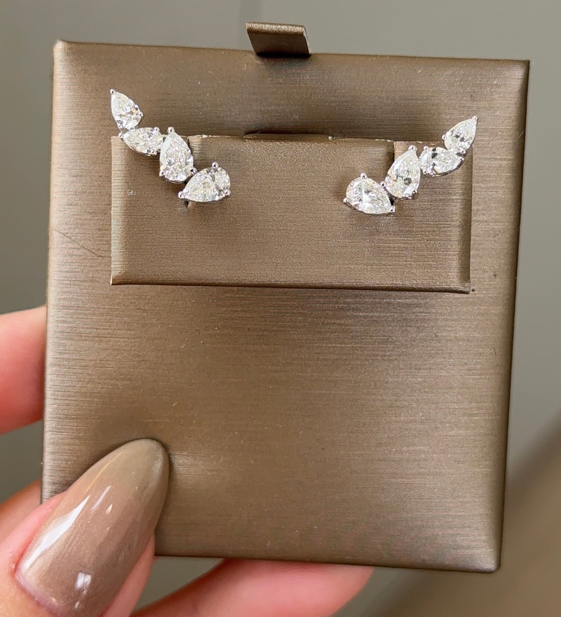 0.23 CT Round Lab Grown Diamond Stud Earrings