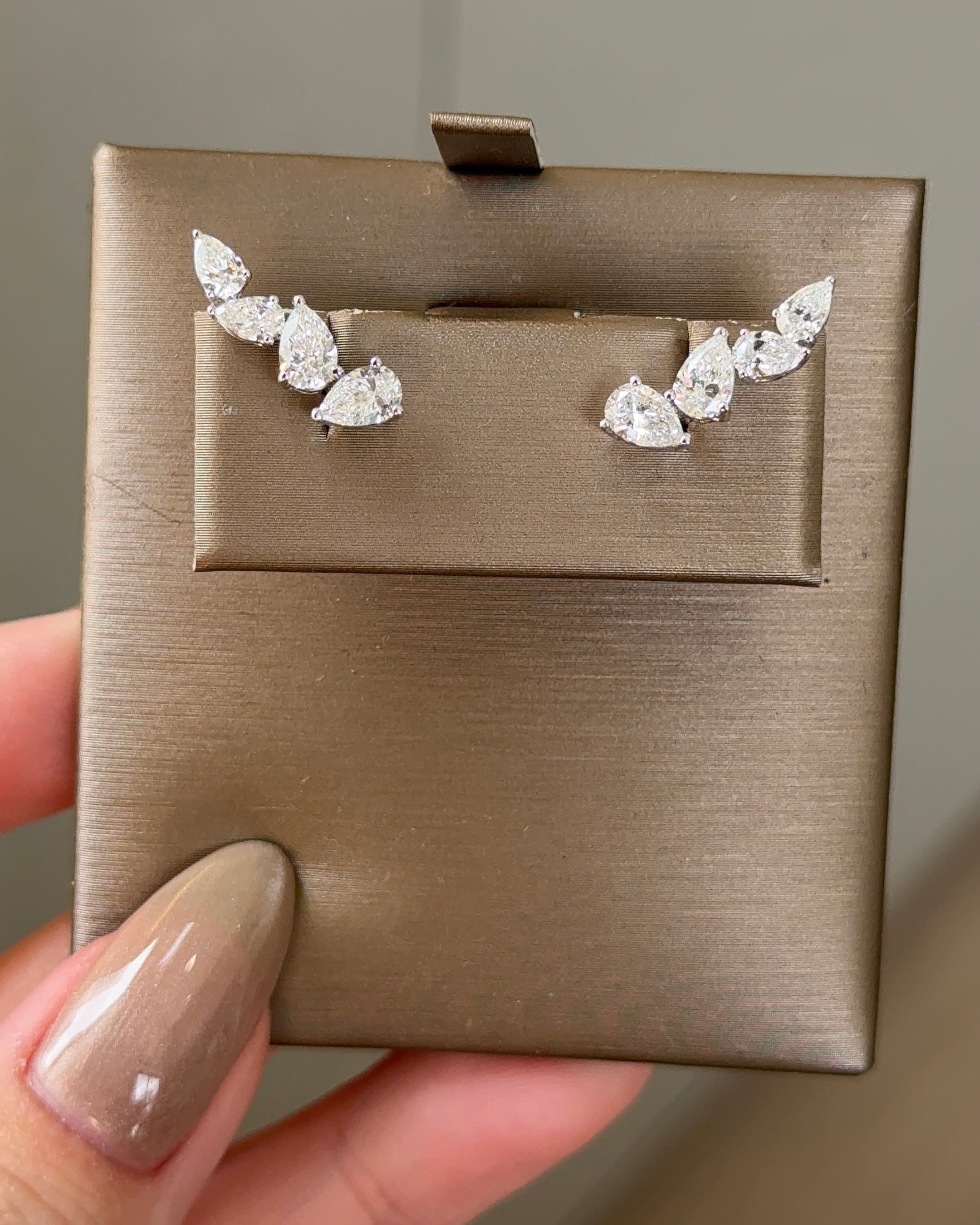 0.23 CT Round Lab Grown Diamond Stud Earrings