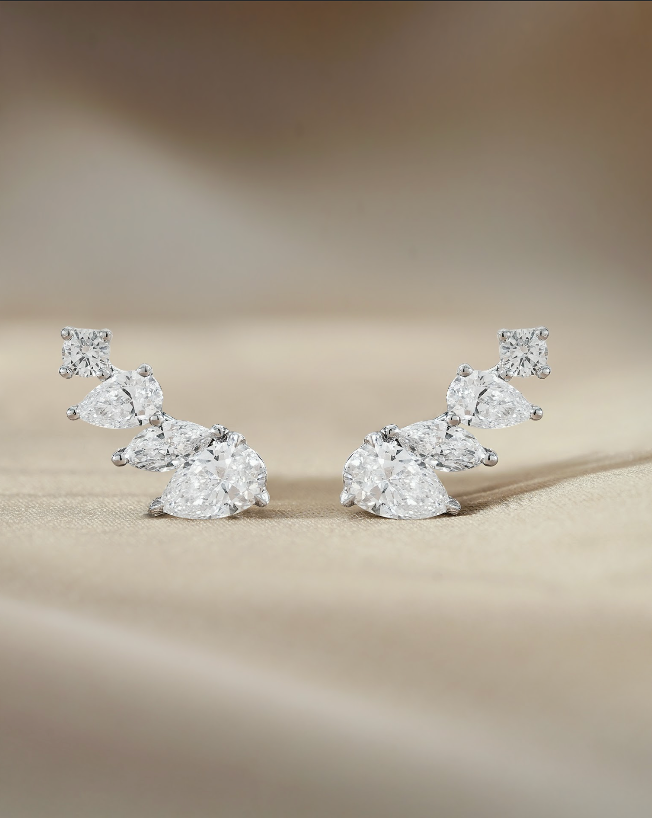 0.23 CT Round Lab Grown Diamond Stud Earrings