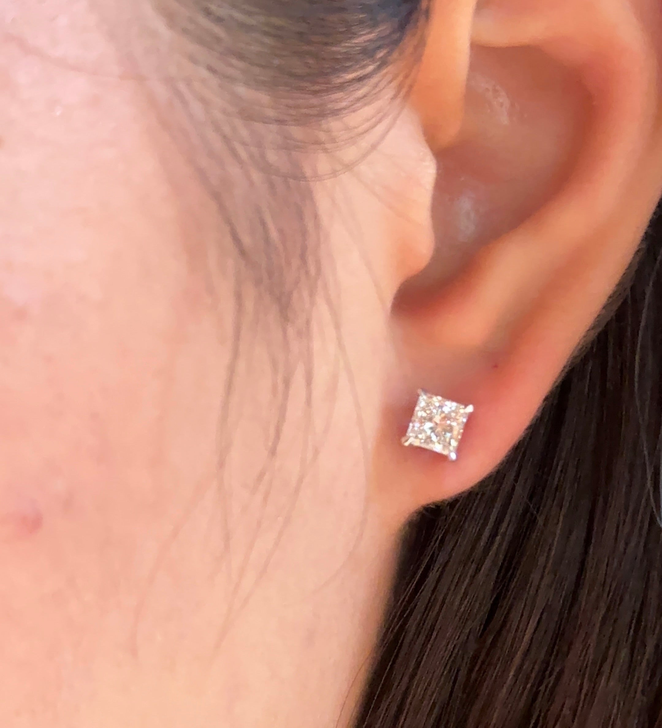 0.23 CT Round Lab Grown Diamond Stud Earrings