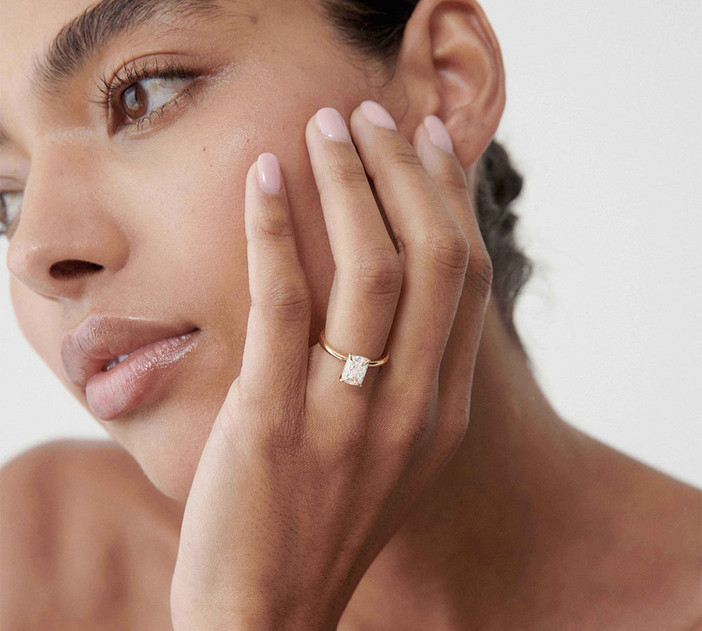 Stunning 1 CT Cushion Moissanite Engagement Ring with Solitaire Design