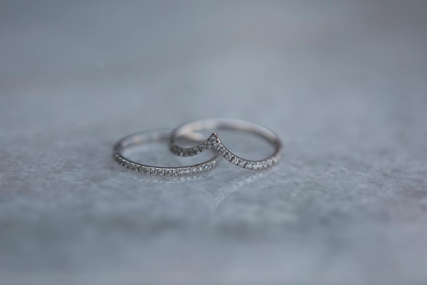 0.225 CT Round Curved Lab Grown Diamond Wedding Band