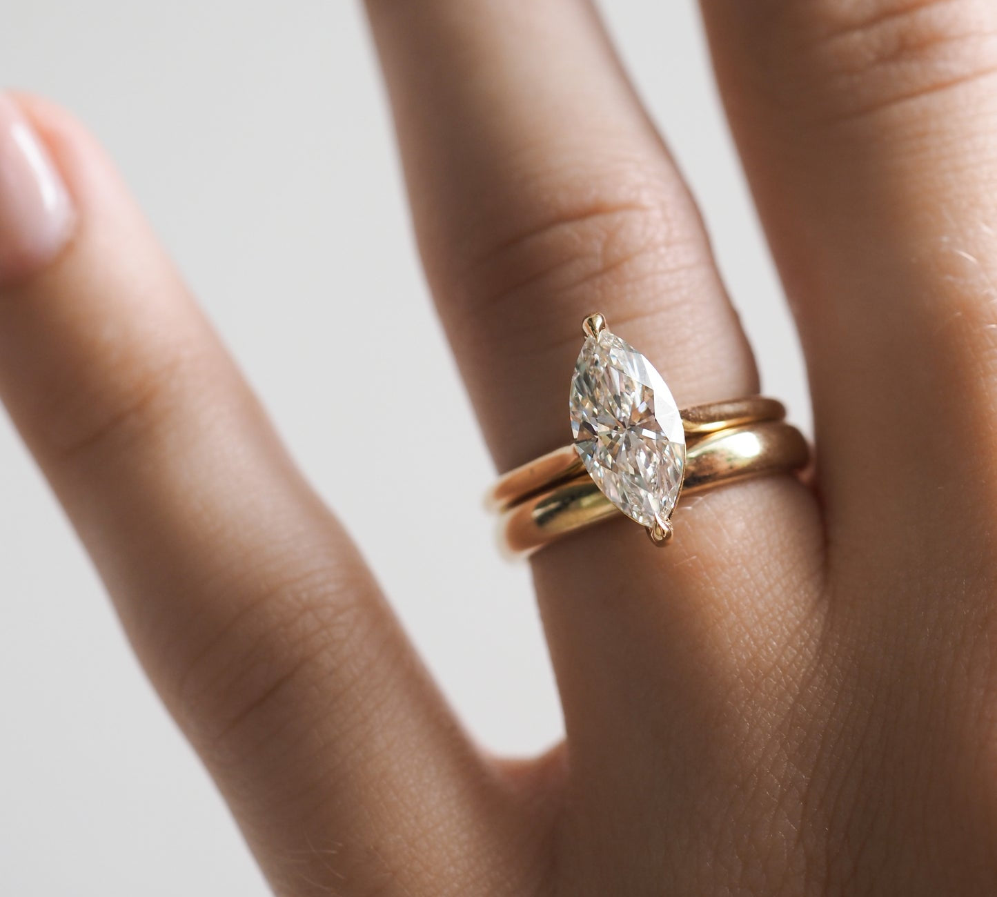 Stunning 1 CT Marquise Moissanite Engagement Ring with Solitaire Design