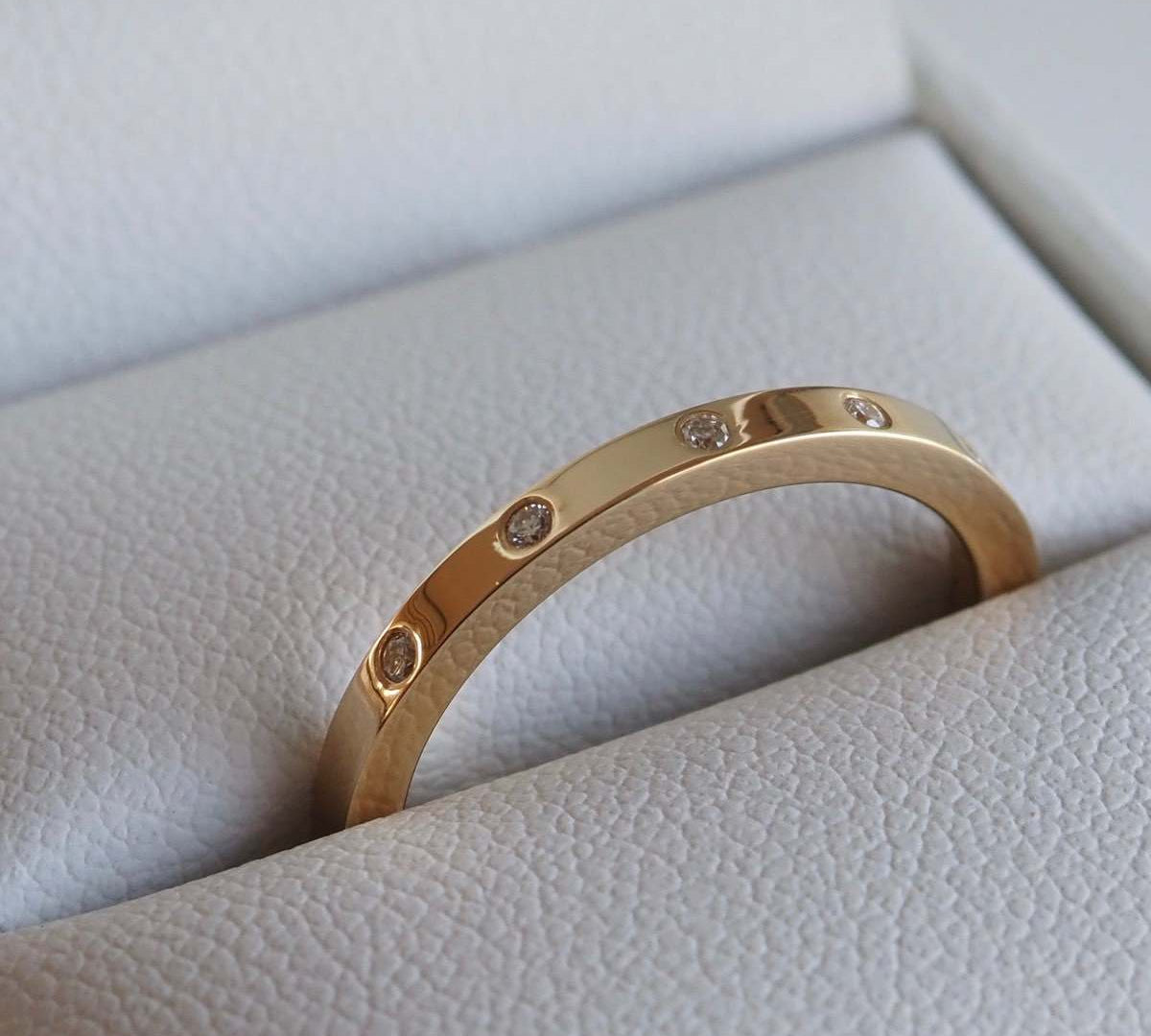 Stunning 0.04 TCW Round Moissanite Stones Flush Wedding Bands