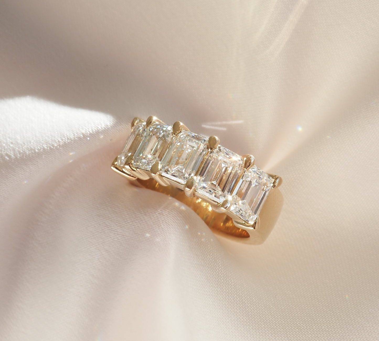 Stunning 2.0 TCW Emerald Moissanite Stones Half Eternity Wedding Bands