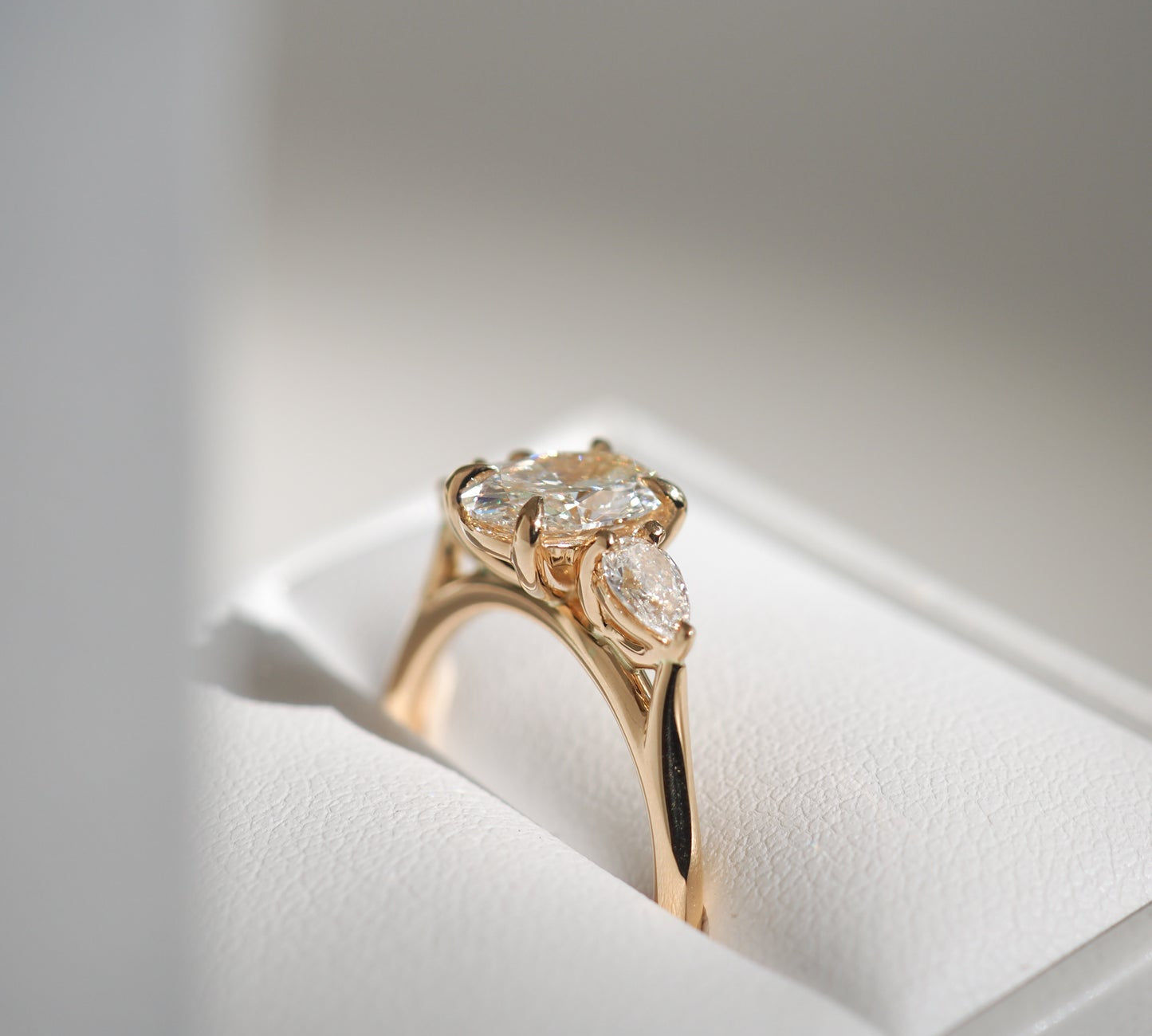 Stunning 1.30 CT Oval Moissanite Engagement Ring with Three Stone Design