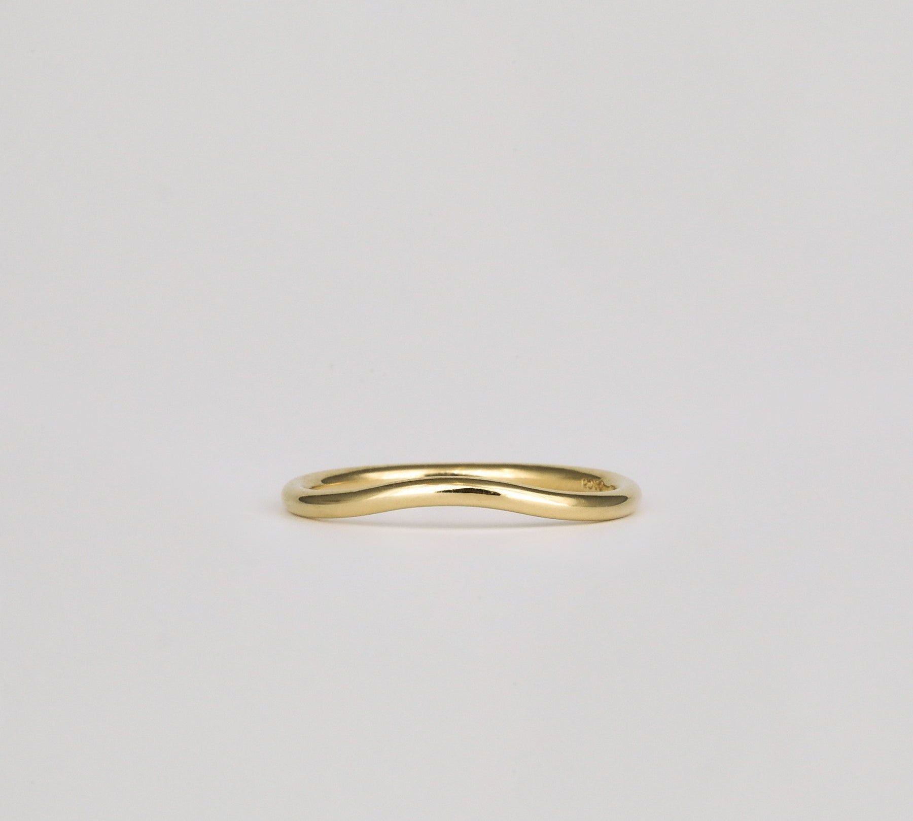 Classic Curved Wedding Band