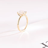 Stunning 1.0 - 2.0 CT Emerald Moissanite Engagement Ring with Solitaire Design 9