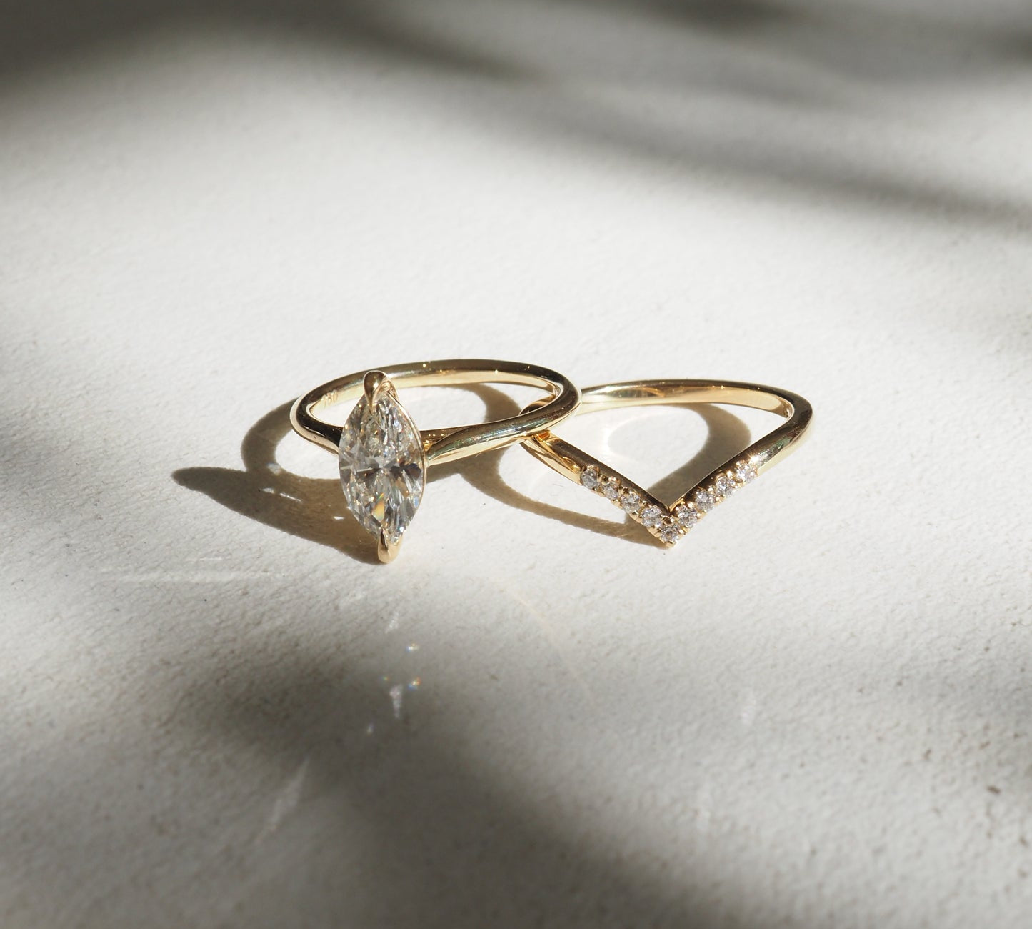 Stunning 0.10 TCW Round Moissanite Stones V-Shaped Wedding Bands