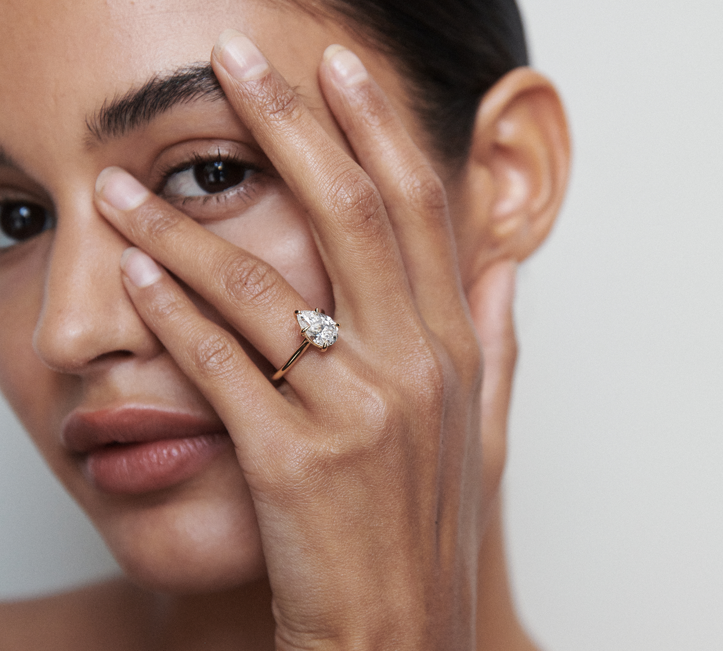 Stunning 1 CT Pear Moissanite Engagement Ring with Solitaire Design