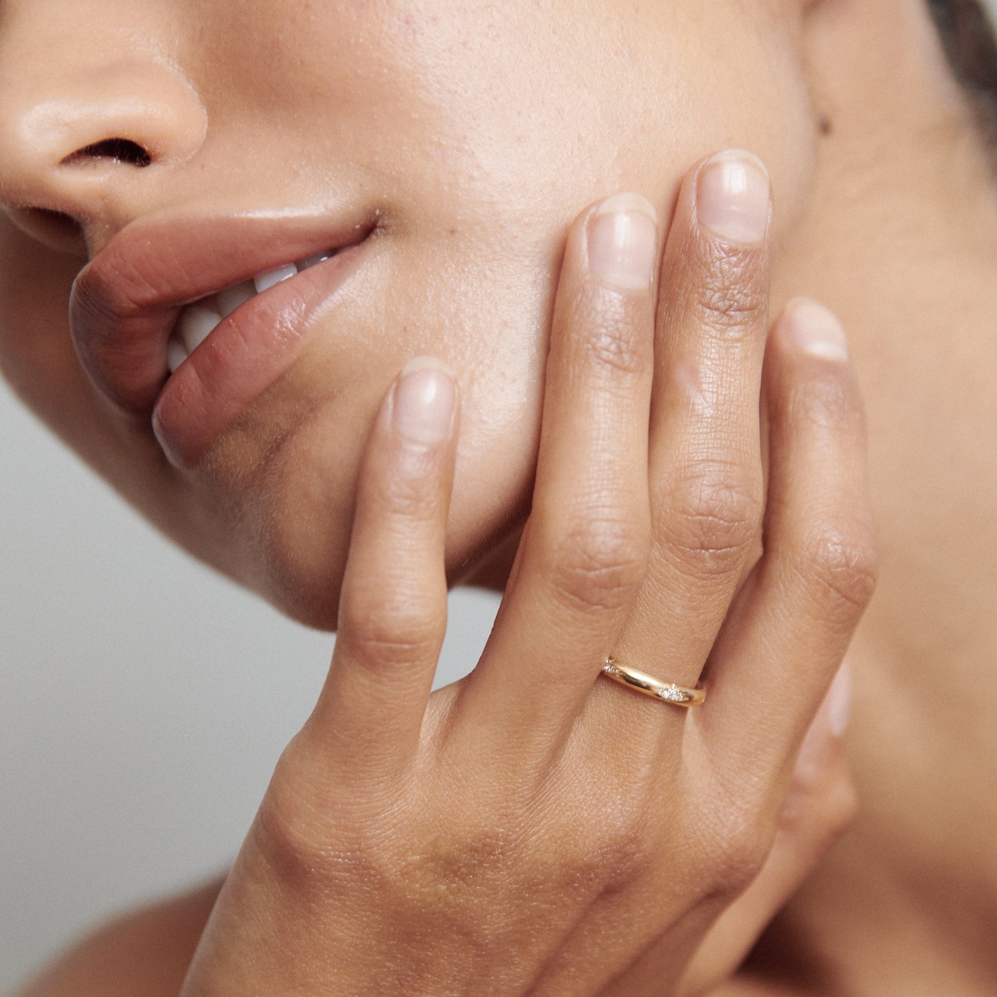 Stunning 0.10 TCW Round Moissanite Stones Flush Wedding Bands