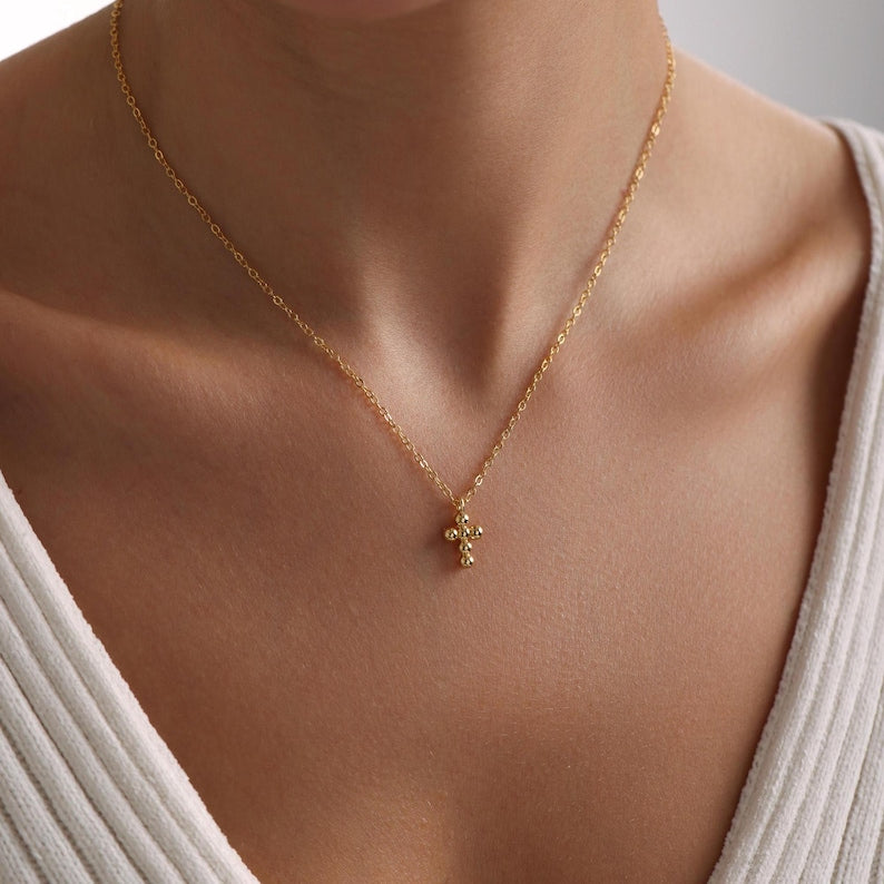 Cross Pendant Necklace