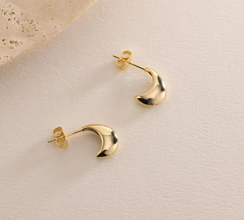 Tear Drop Stud Earrings