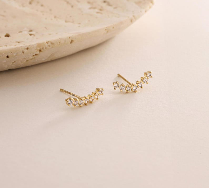 0.4 TCW Round Moissanite Curved Bar Stud Earrings