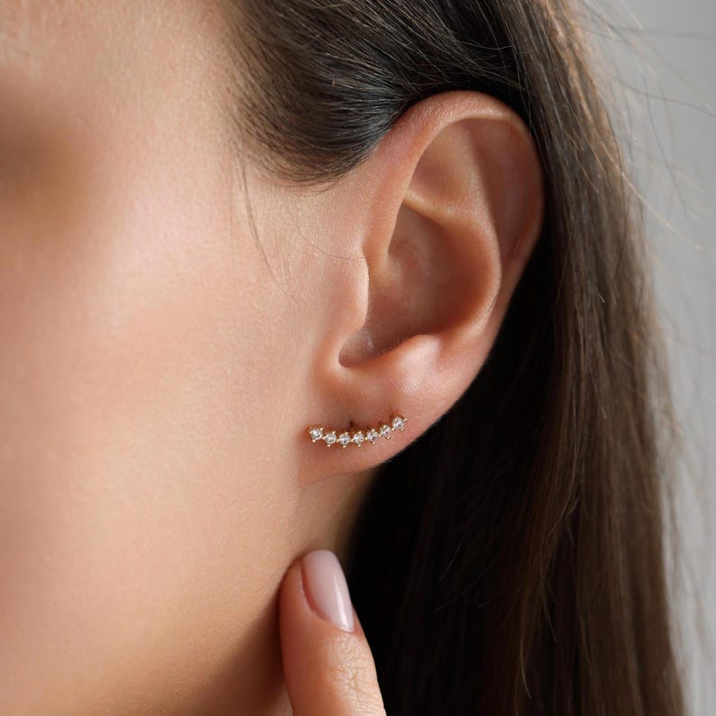 0.4 TCW Round Moissanite Curved Bar Stud Earrings