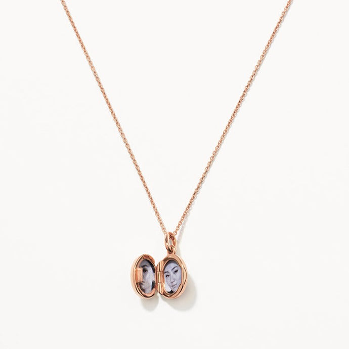 Engraved Oval Shaped Photo Pendant Necklace