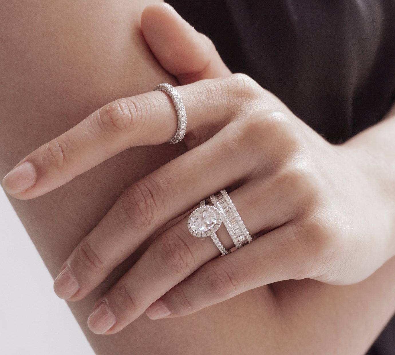 1.50 CT Oval Shaped Moissanite Halo Engagement Ring 3