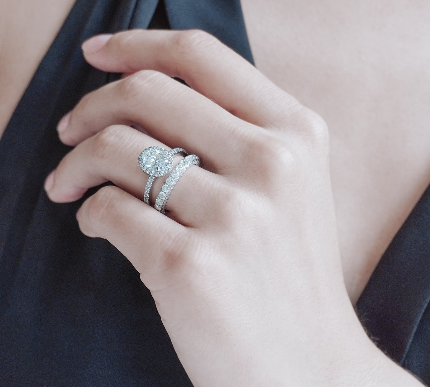 1.50 CT Oval Shaped Moissanite Halo Engagement Ring 2