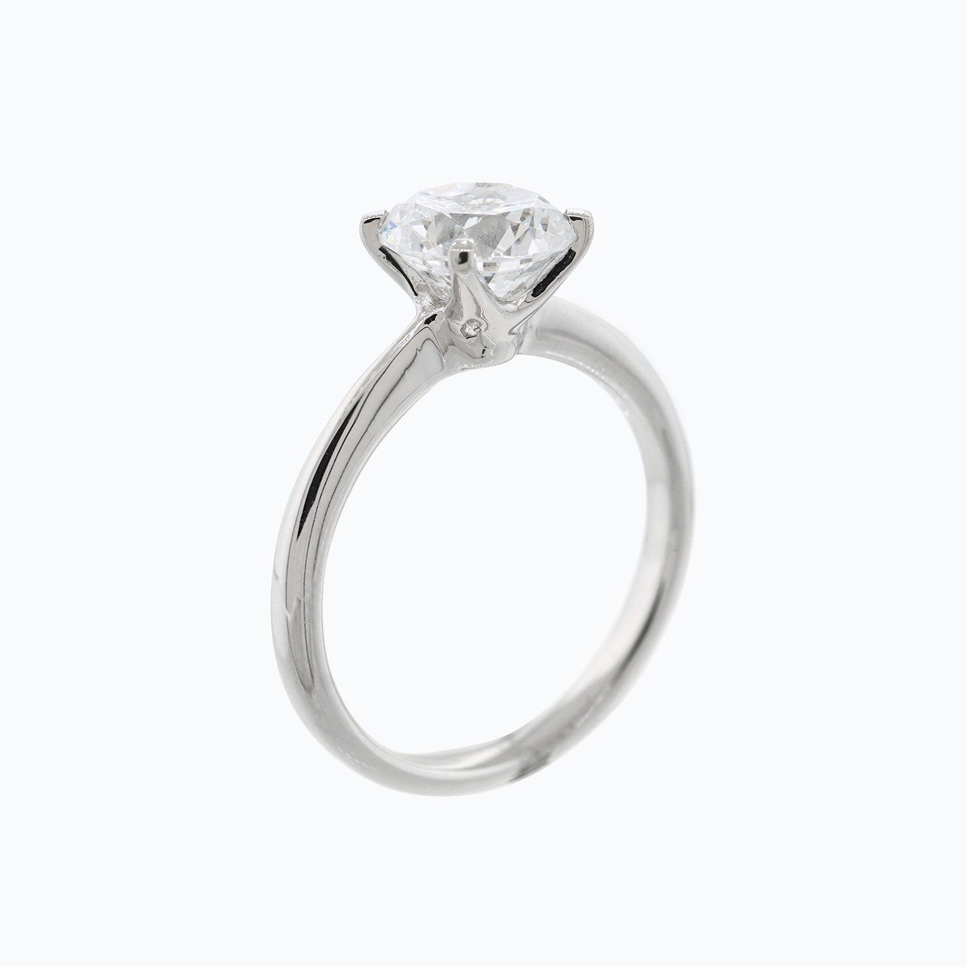 1.50 CT Round Shaped Moissanite Solitaire Engagement Ring 4