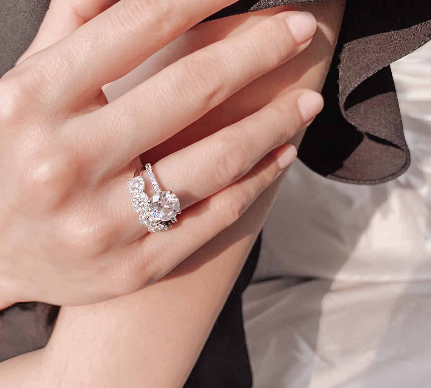 2.0 CT Round Shaped Moissanite Hidden Halo Engagement Ring 2