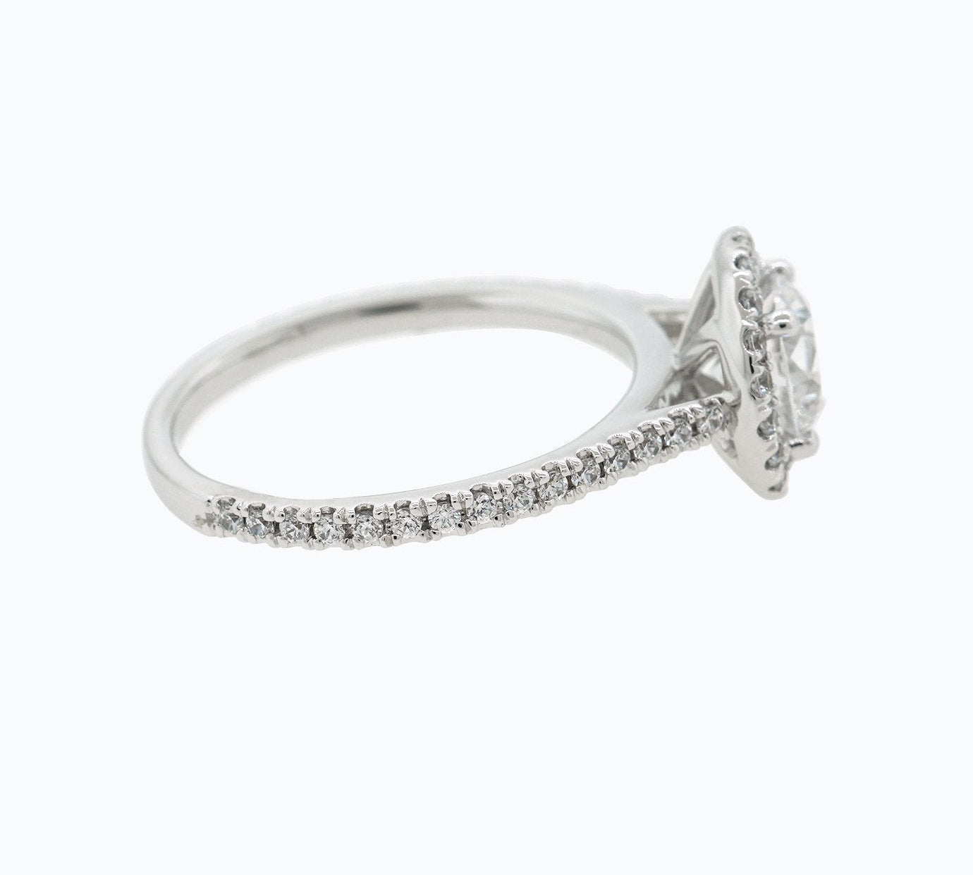 1.0 CT Round Shaped Moissanite Halo Engagement Ring 3