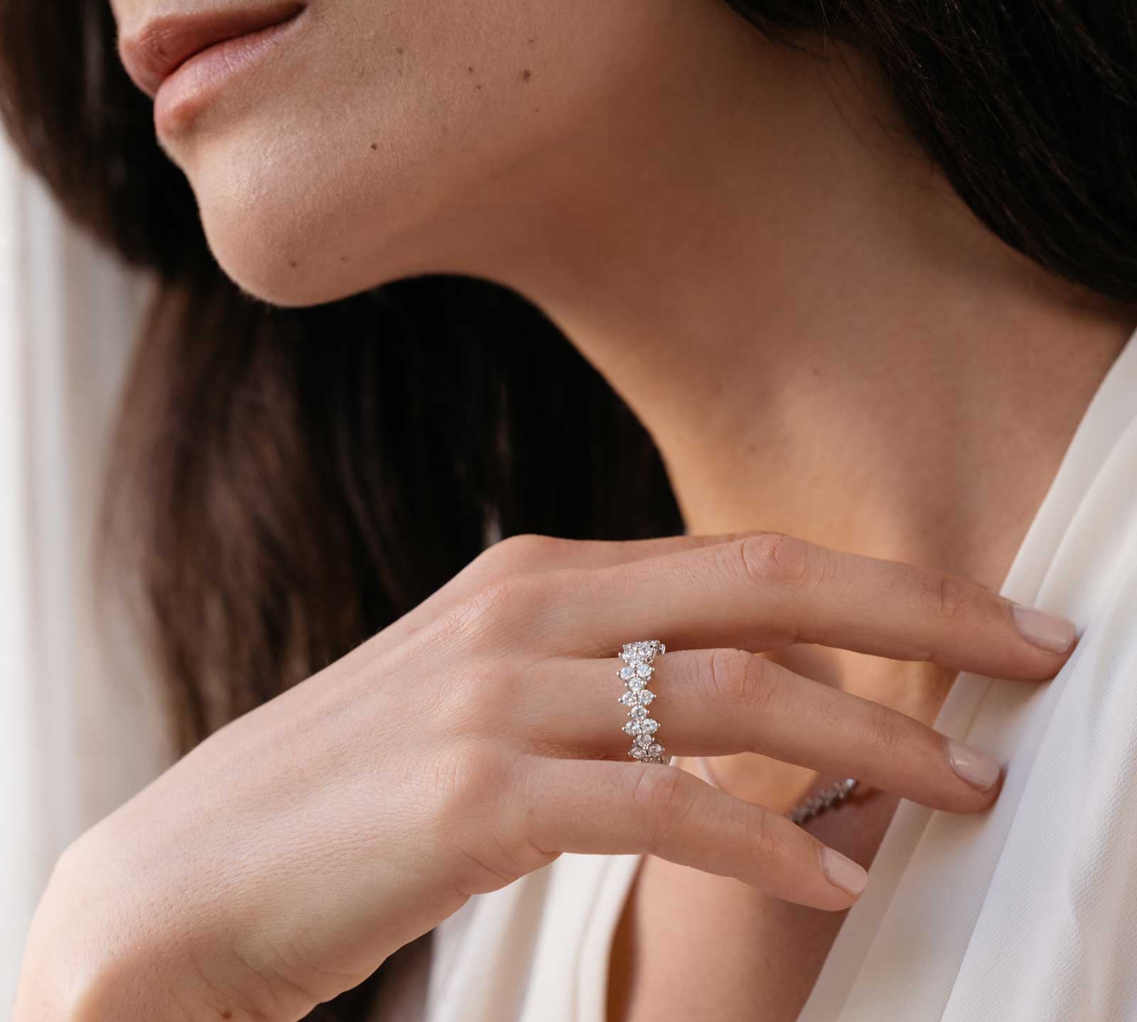 2.0 CT Round Shaped Moissanite Cluster Wedding Band 3