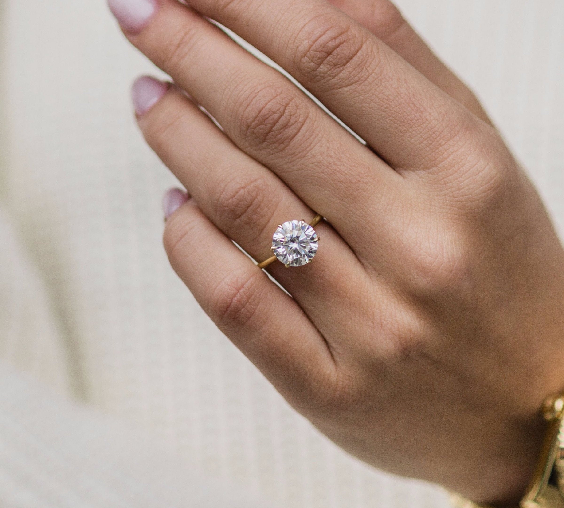 3.0 CT Round Solitaire Moissanite Engagement Ring 1