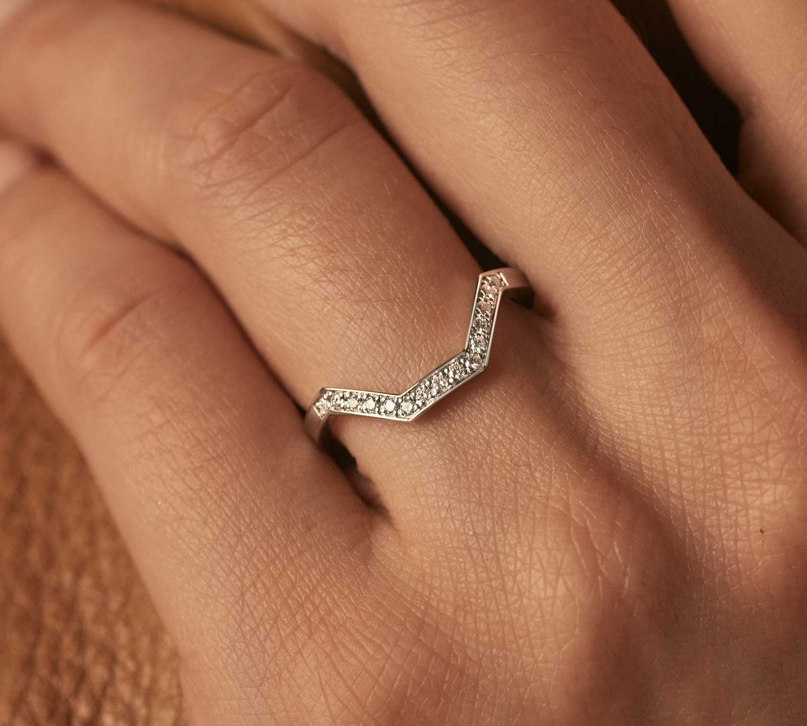 0.12 CT Round Shaped Moissanite Curved Wedding Band 2