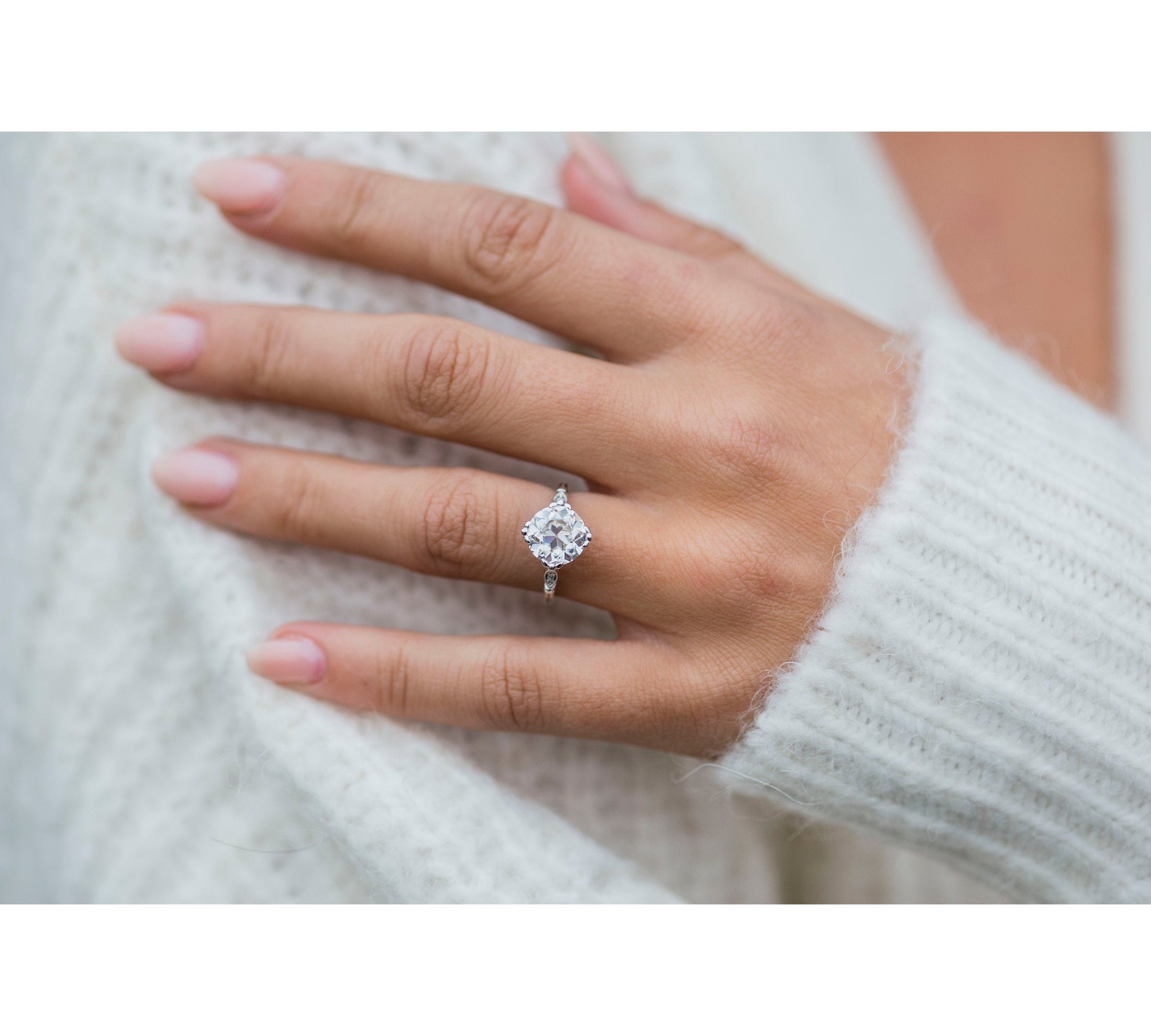 2.50 CT Old Mine Round Solitaire Moissanite Engagement Ring 2