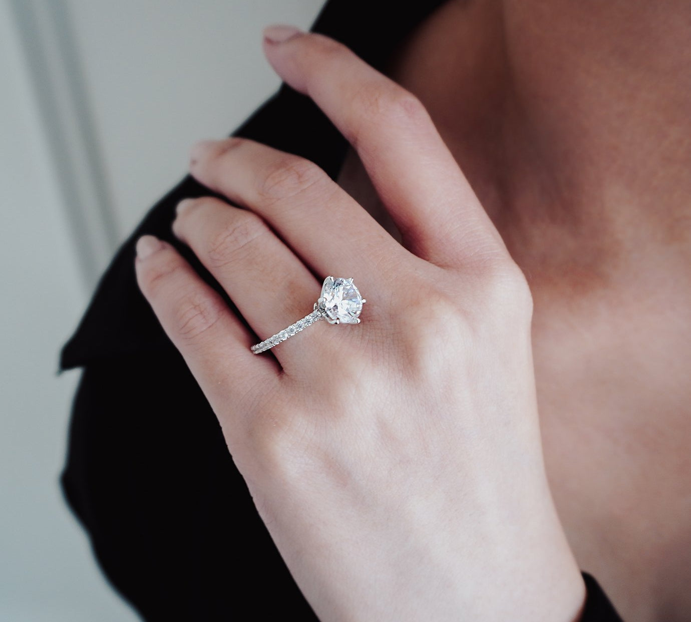 2.0 CT Round Shaped Moissanite Solitaire Pave Setting Engagement Ring 2