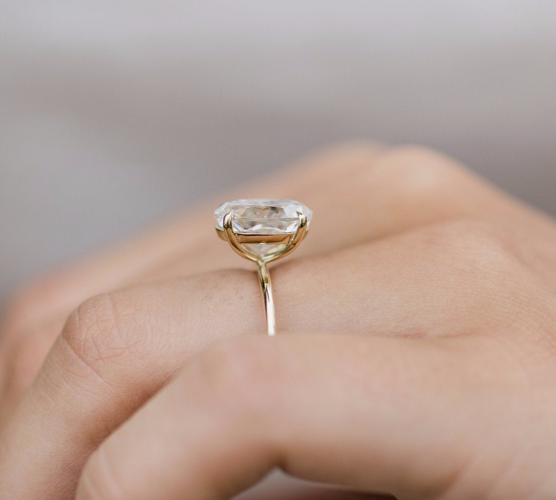 2.80 CT Oval Solitaire Moissanite Engagement Ring 2