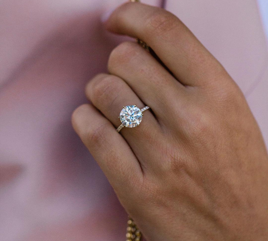 2.75 CT Round Solitaire Moissanite Engagement Ring 1